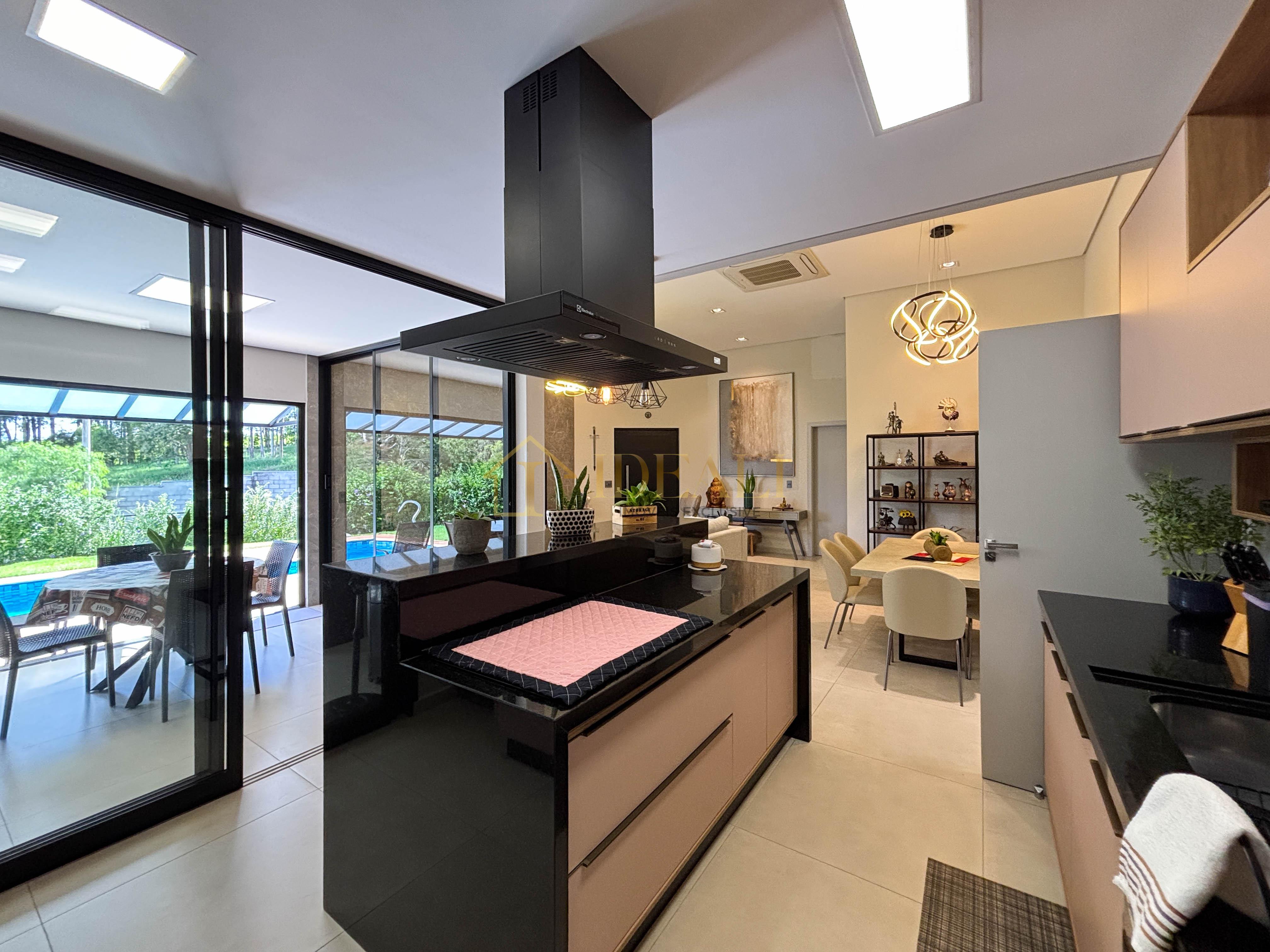 Casa t&eacute;rrea no Condom&iacute;nio Buona Vita &ndash; Atibaia  Atibaia - 