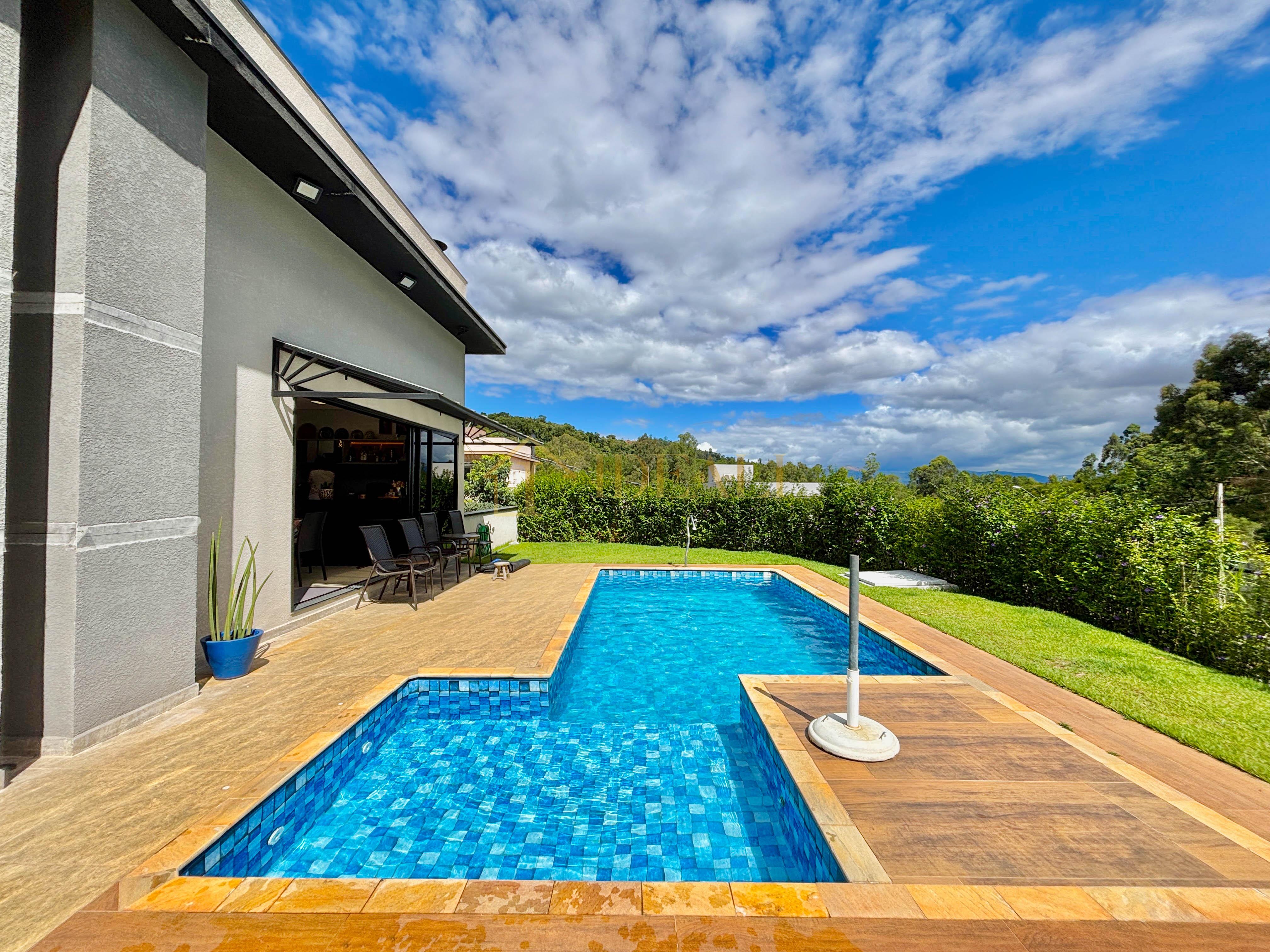 Casa t&eacute;rrea no Condom&iacute;nio Buona Vita &ndash; Atibaia  Atibaia - 