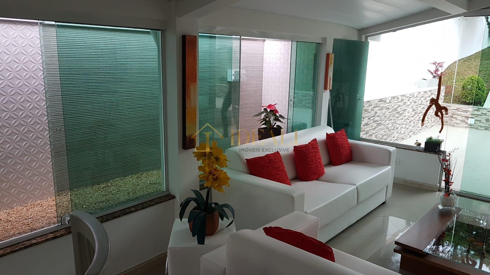 Ch&aacute;cara t&eacute;rrea &agrave; venda em Condom&iacute;nio fechado em Mairipor&atilde; Rua Sibipirunas Mairiporã - 