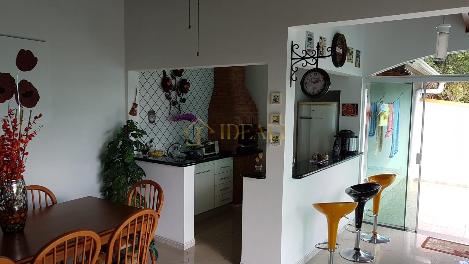 Ch&aacute;cara t&eacute;rrea &agrave; venda em Condom&iacute;nio fechado em Mairipor&atilde; Rua Sibipirunas Mairiporã - 