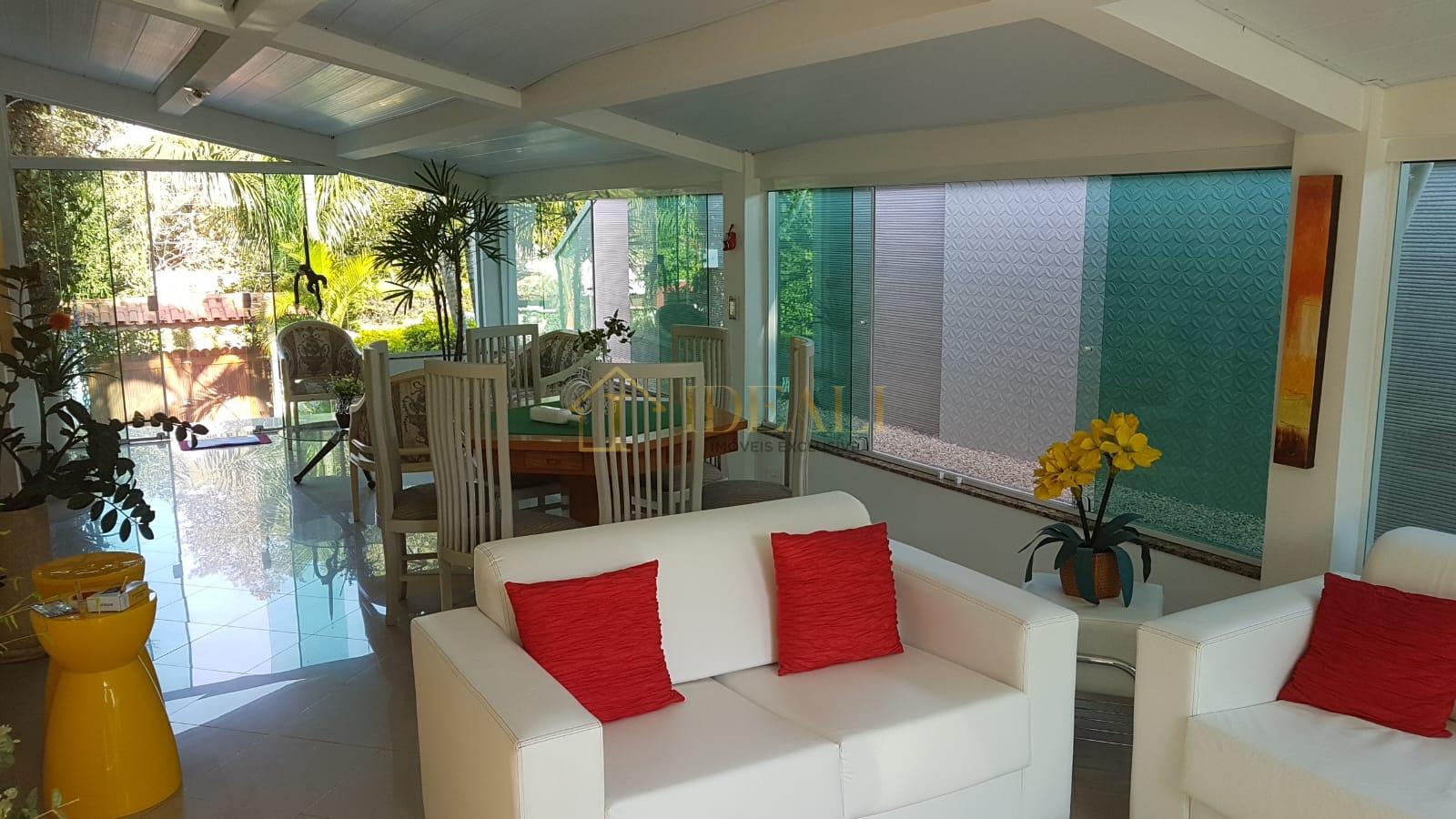 Ch&aacute;cara t&eacute;rrea &agrave; venda em Condom&iacute;nio fechado em Mairipor&atilde; Rua Sibipirunas Mairiporã - 