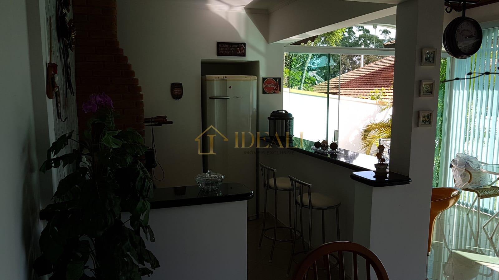 Ch&aacute;cara t&eacute;rrea &agrave; venda em Condom&iacute;nio fechado em Mairipor&atilde; Rua Sibipirunas Mairiporã - 