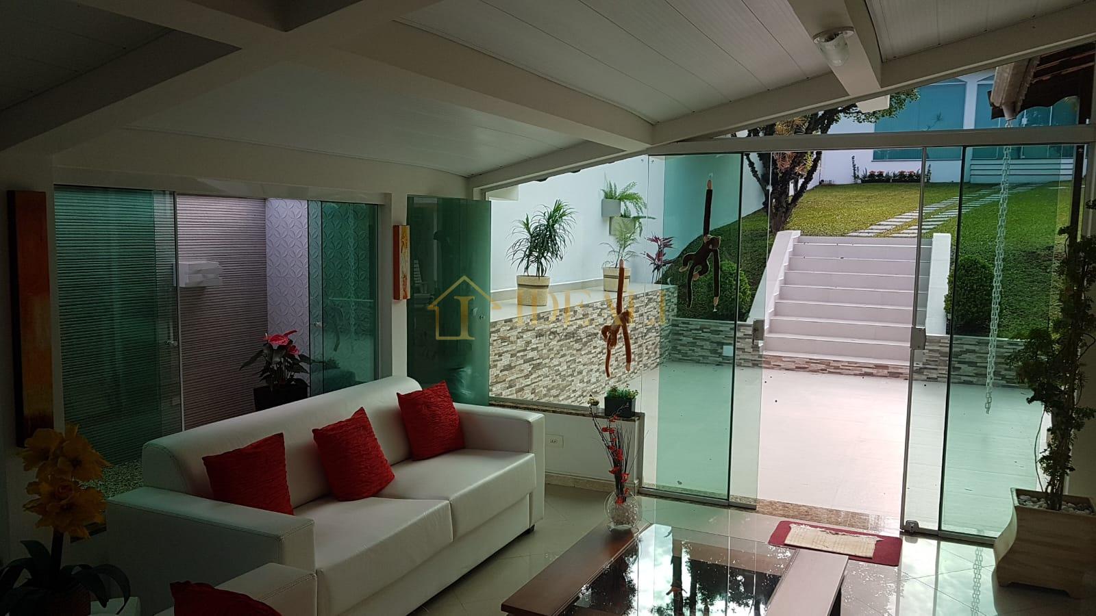 Ch&aacute;cara t&eacute;rrea &agrave; venda em Condom&iacute;nio fechado em Mairipor&atilde; Rua Sibipirunas Mairiporã - 