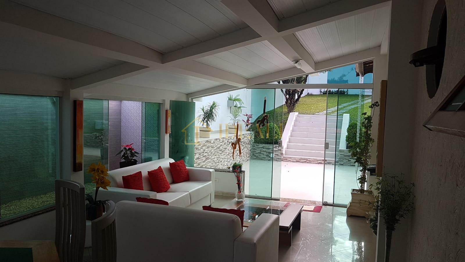 Ch&aacute;cara t&eacute;rrea &agrave; venda em Condom&iacute;nio fechado em Mairipor&atilde; Rua Sibipirunas Mairiporã - 