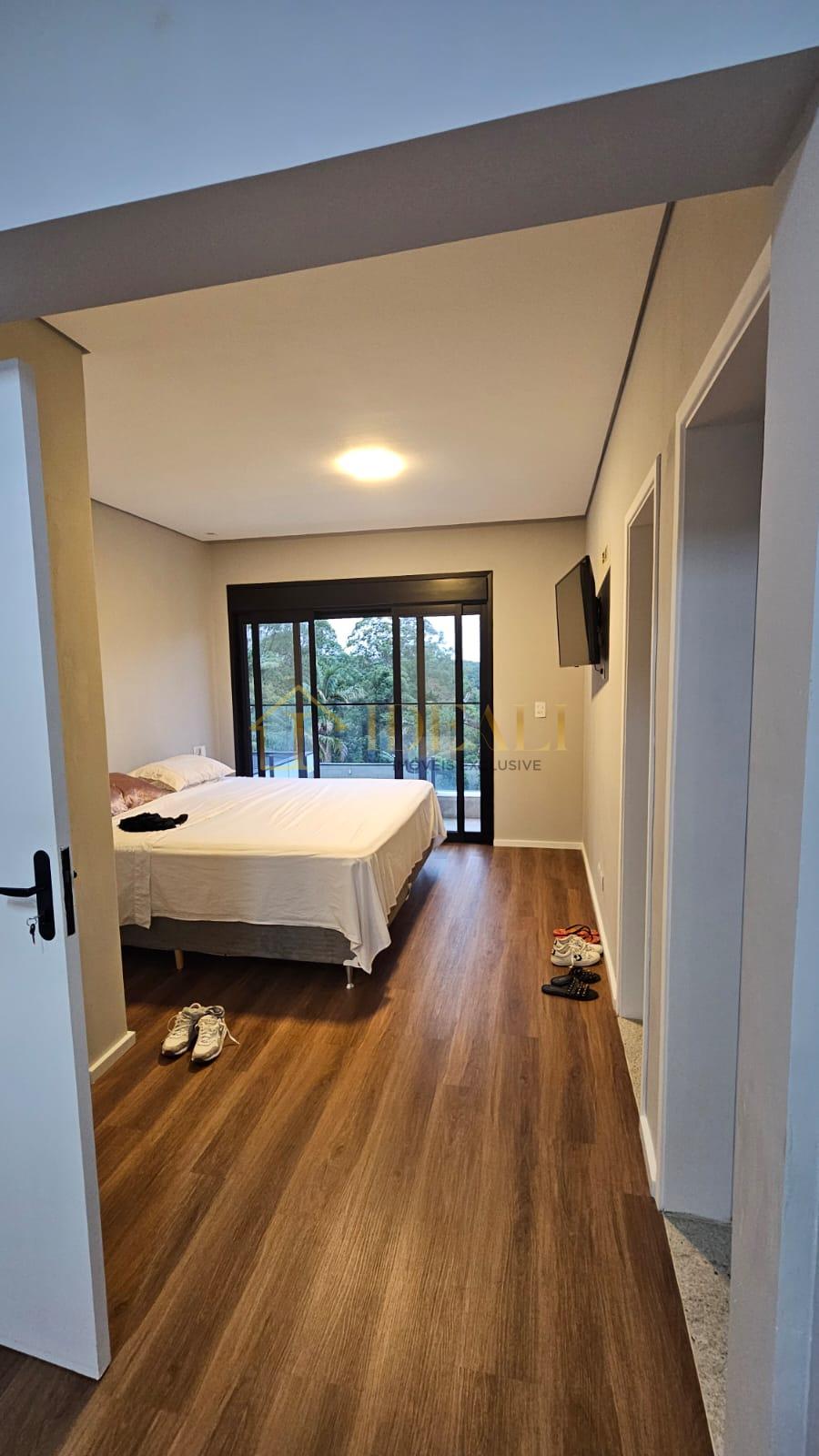 Casa no Condom&iacute;nio Ch&aacute;cara Bela Vista Sibipirunas Mairiporã - 