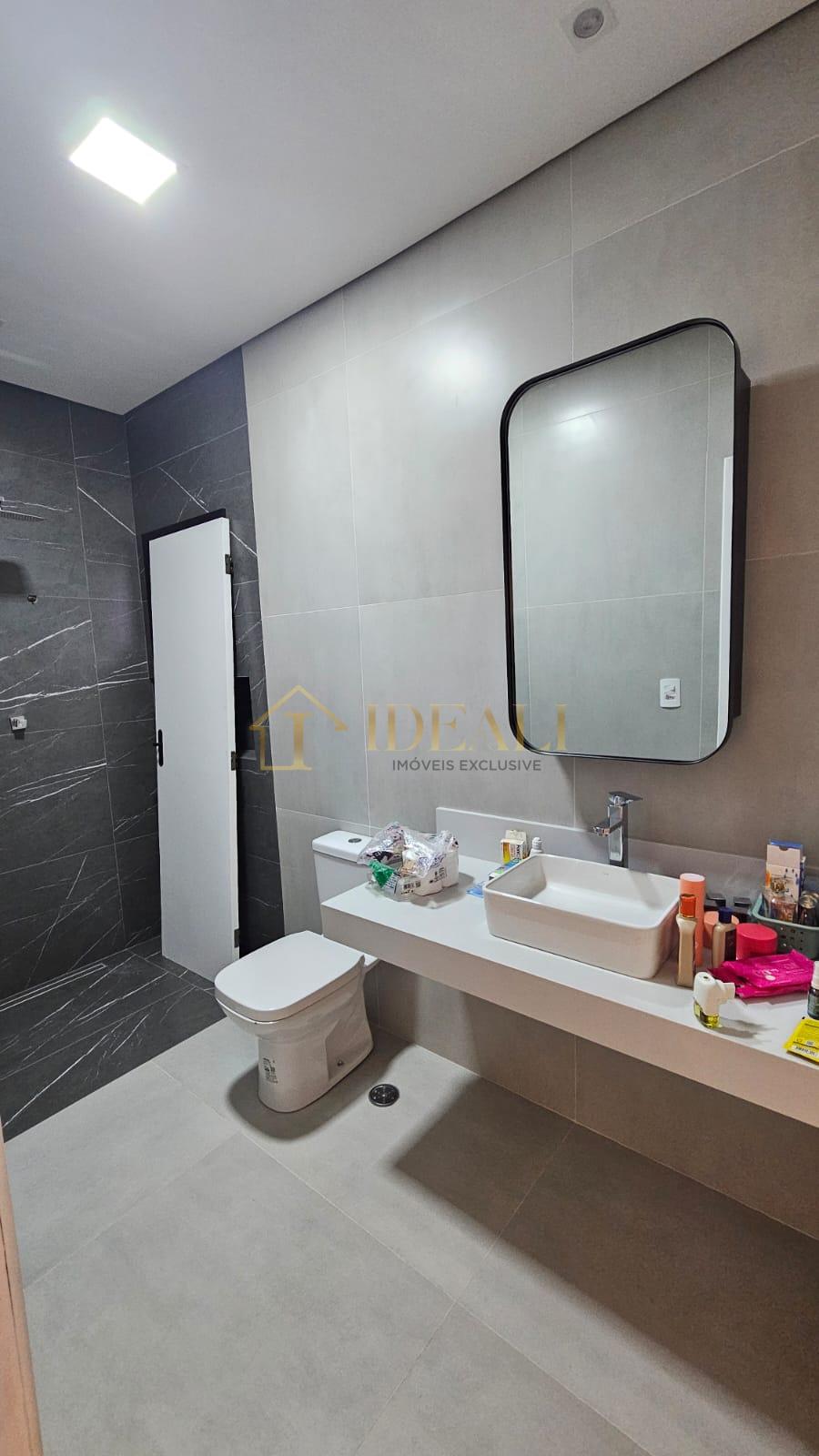 Casa no Condom&iacute;nio Ch&aacute;cara Bela Vista Sibipirunas Mairiporã - 