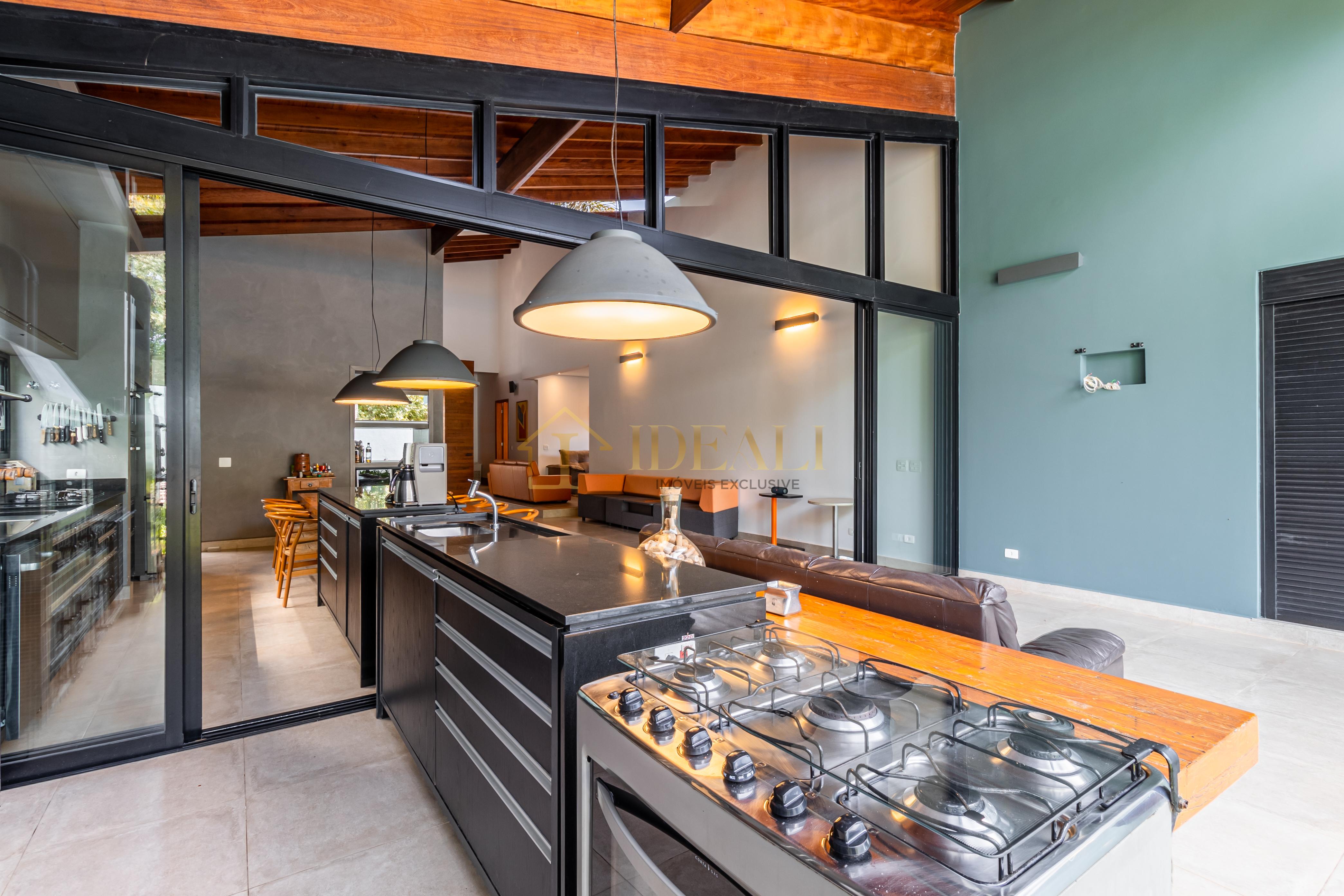 Casa t&eacute;rrea &ndash; porteira fechada no condom&iacute;nio Shambala 3 em Atibaia-SP  Atibaia - 