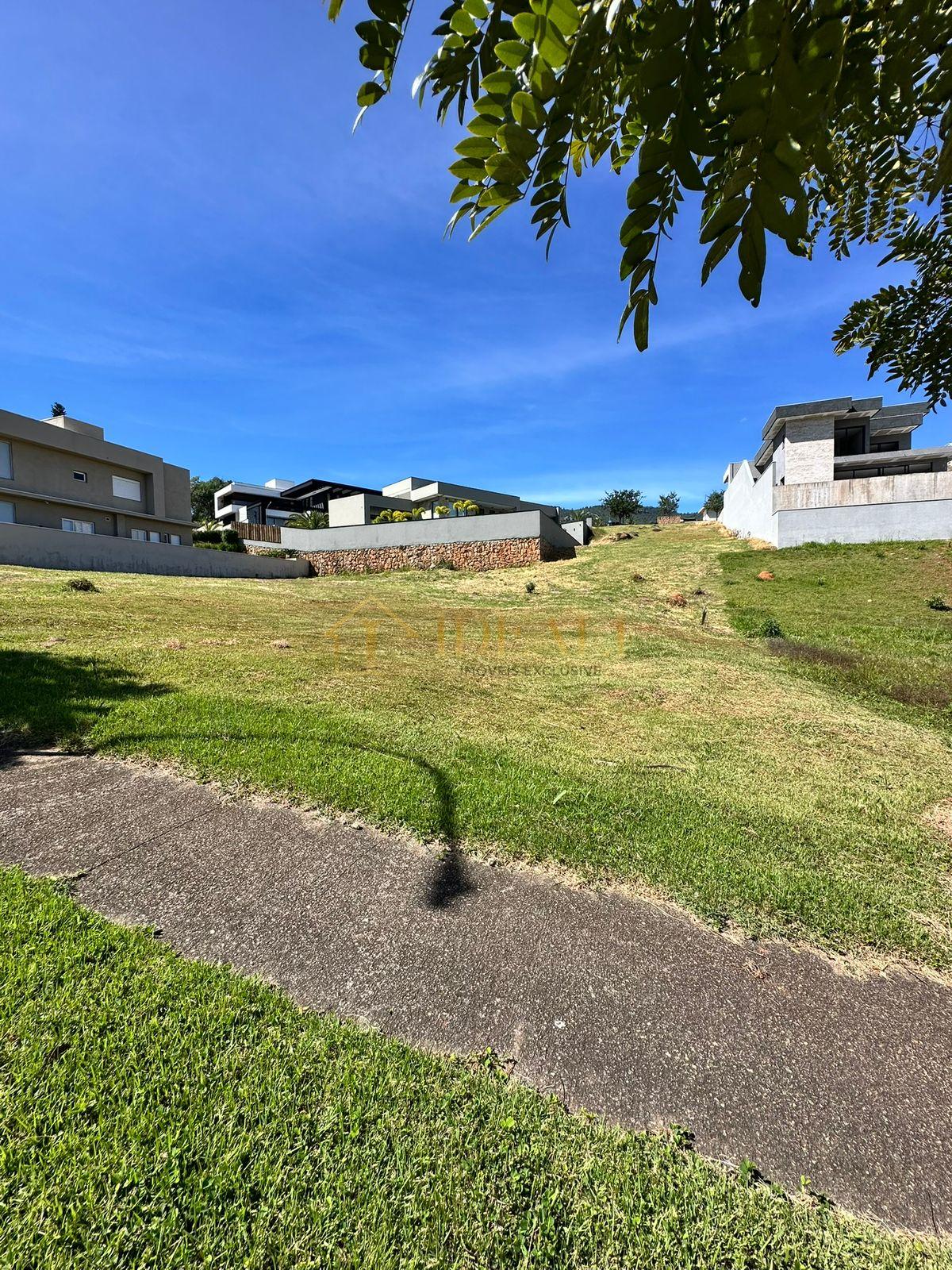 Terreno em Condom&iacute;nio de Alto Padr&atilde;o em ATIBAIA (Condom&iacute;nio Itapor&atilde;)  Atibaia - 