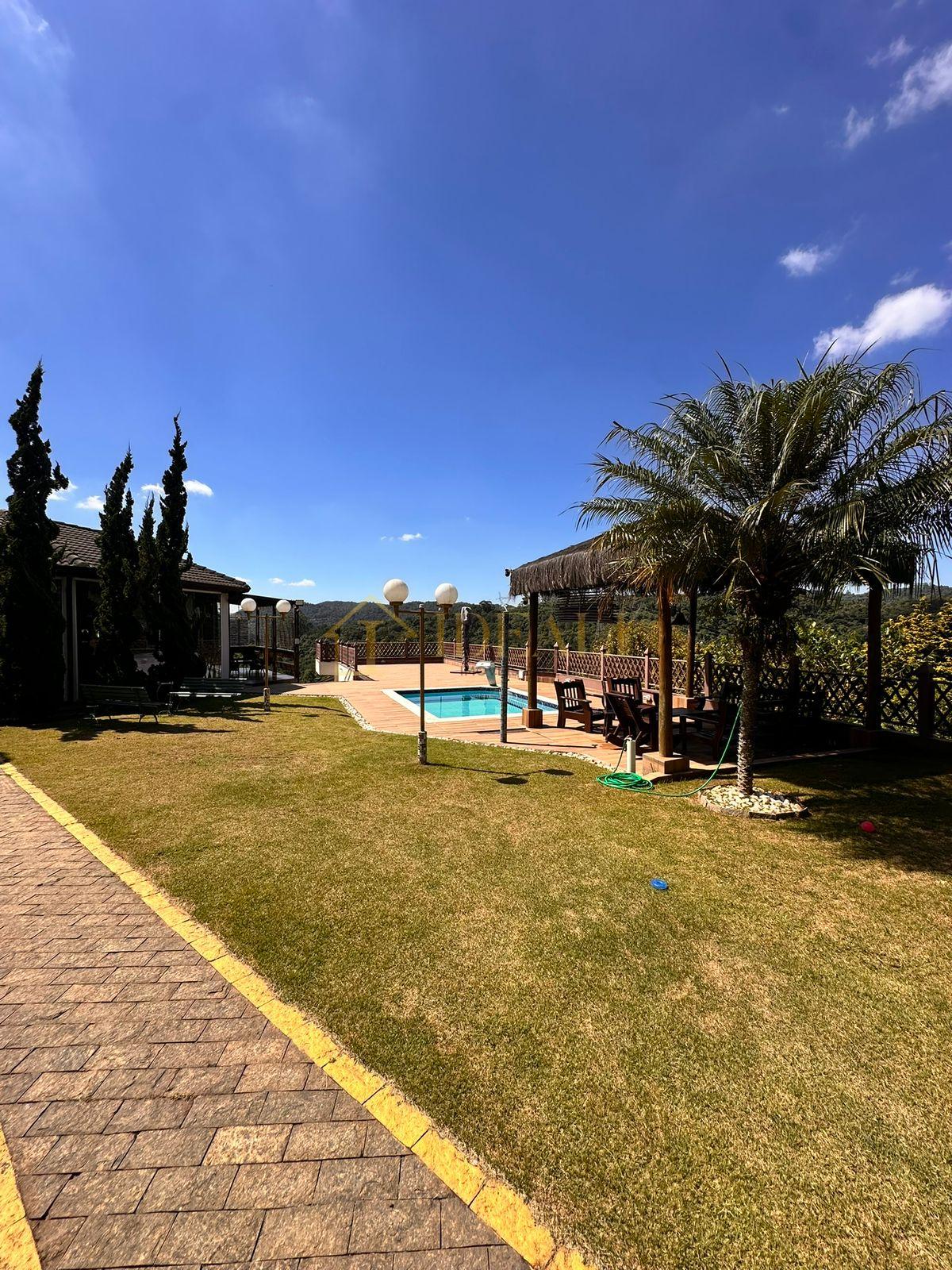 Casa no Condom&iacute;nio Sui&ccedil;a da Cantareira Localizado na Serra da Cantareira  Mairiporã - 