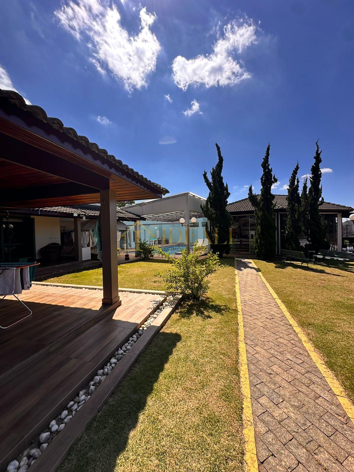 Casa no Condom&iacute;nio Sui&ccedil;a da Cantareira Localizado na Serra da Cantareira  Mairiporã - 