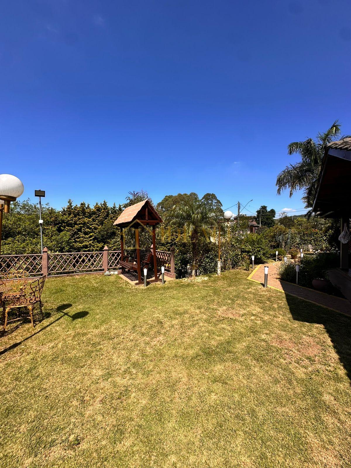 Casa no Condom&iacute;nio Sui&ccedil;a da Cantareira Localizado na Serra da Cantareira  Mairiporã - 