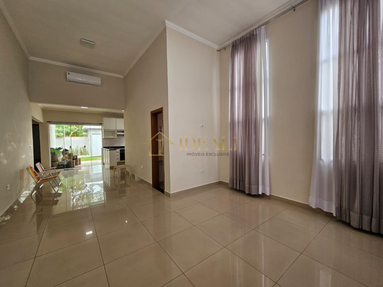 Linda Casa no Condom&iacute;nio Terras Atibaia I Rua Monteiro Lobato Atibaia - 