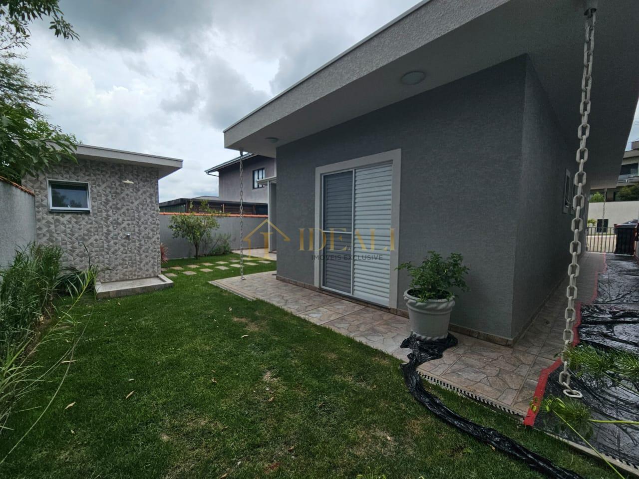 Linda Casa no Condom&iacute;nio Terras Atibaia I Rua Monteiro Lobato Atibaia - 