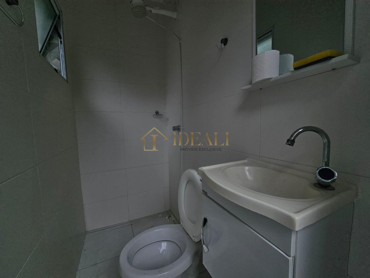 Linda Casa no Condom&iacute;nio Terras Atibaia I Rua Monteiro Lobato Atibaia - 