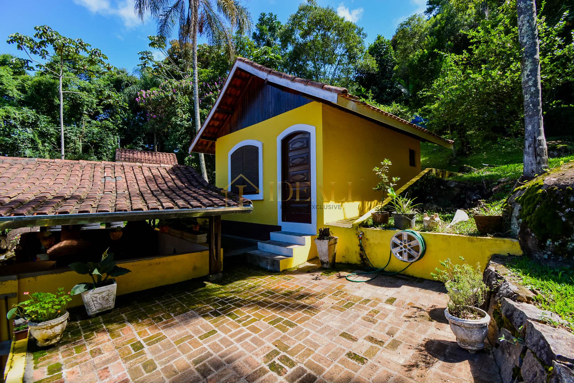 🌿 Encante-se com esta incr&iacute;vel ch&aacute;cara em Mairipor&atilde; &ndash; Bairro Caceia  Mairiporã - 