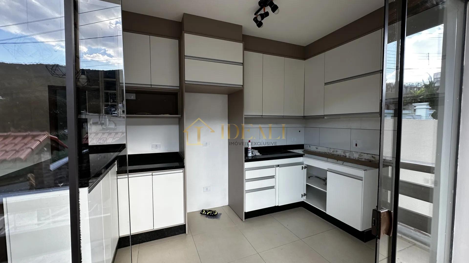 🏡✨ J&aacute; imaginou morar em uma casa que tem tudo o que voc&ecirc; sempre sonhou?  Mairiporã - 