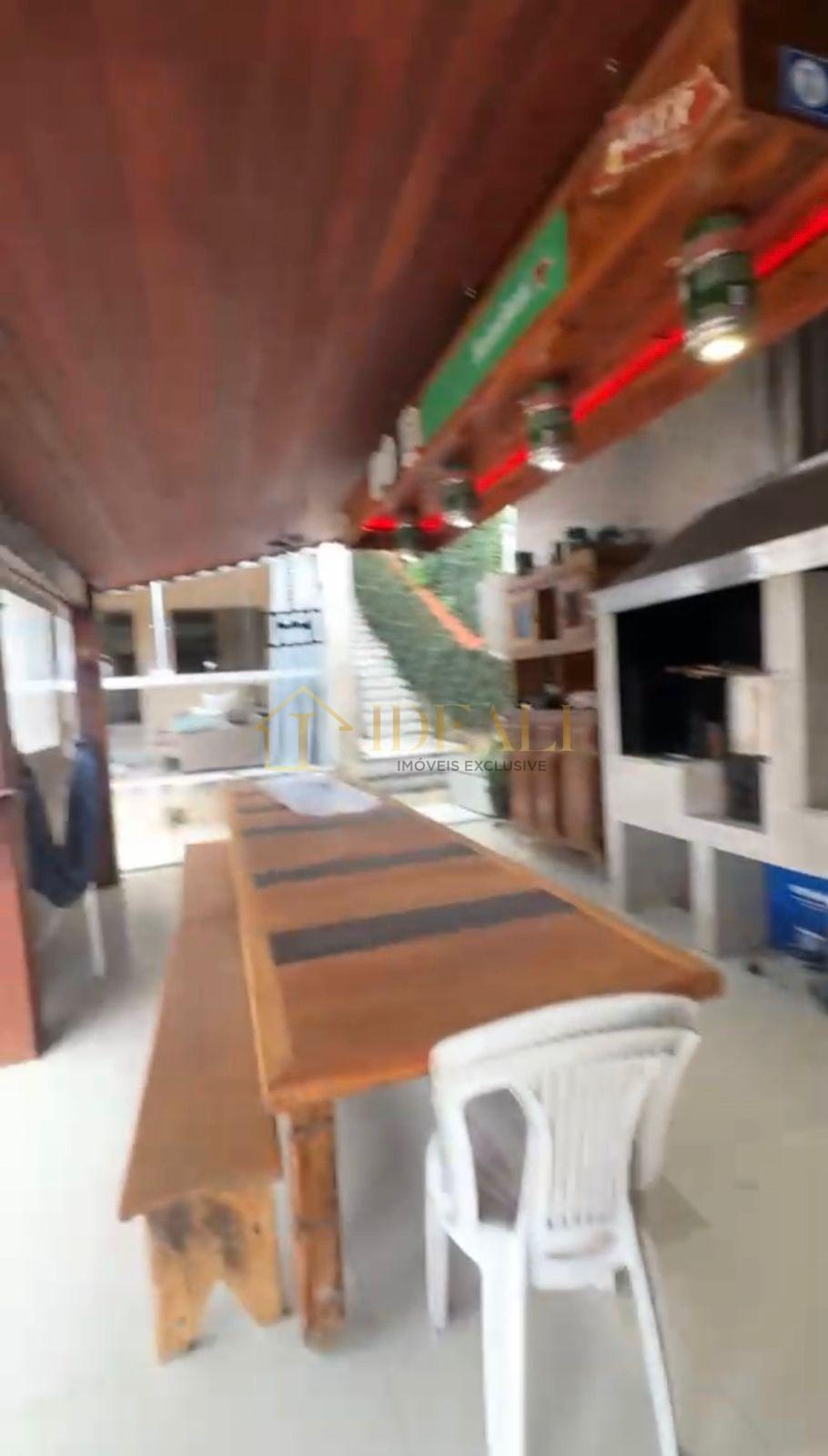 Casa no Centro de Mairipor&atilde; Bairro Tranquilo Centro Mairiporã - 