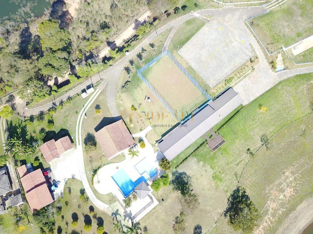 Linda Casa no Bairro Tabo&atilde;o  Nazaré Paulista - 