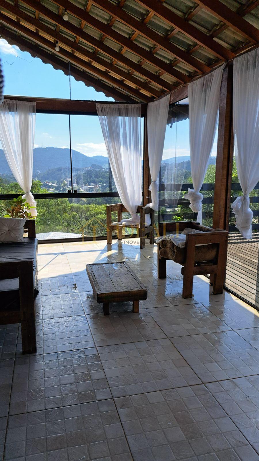 3 Casas independentes na Serra da Cantareira em Mairipor&atilde;  Mairiporã - 
