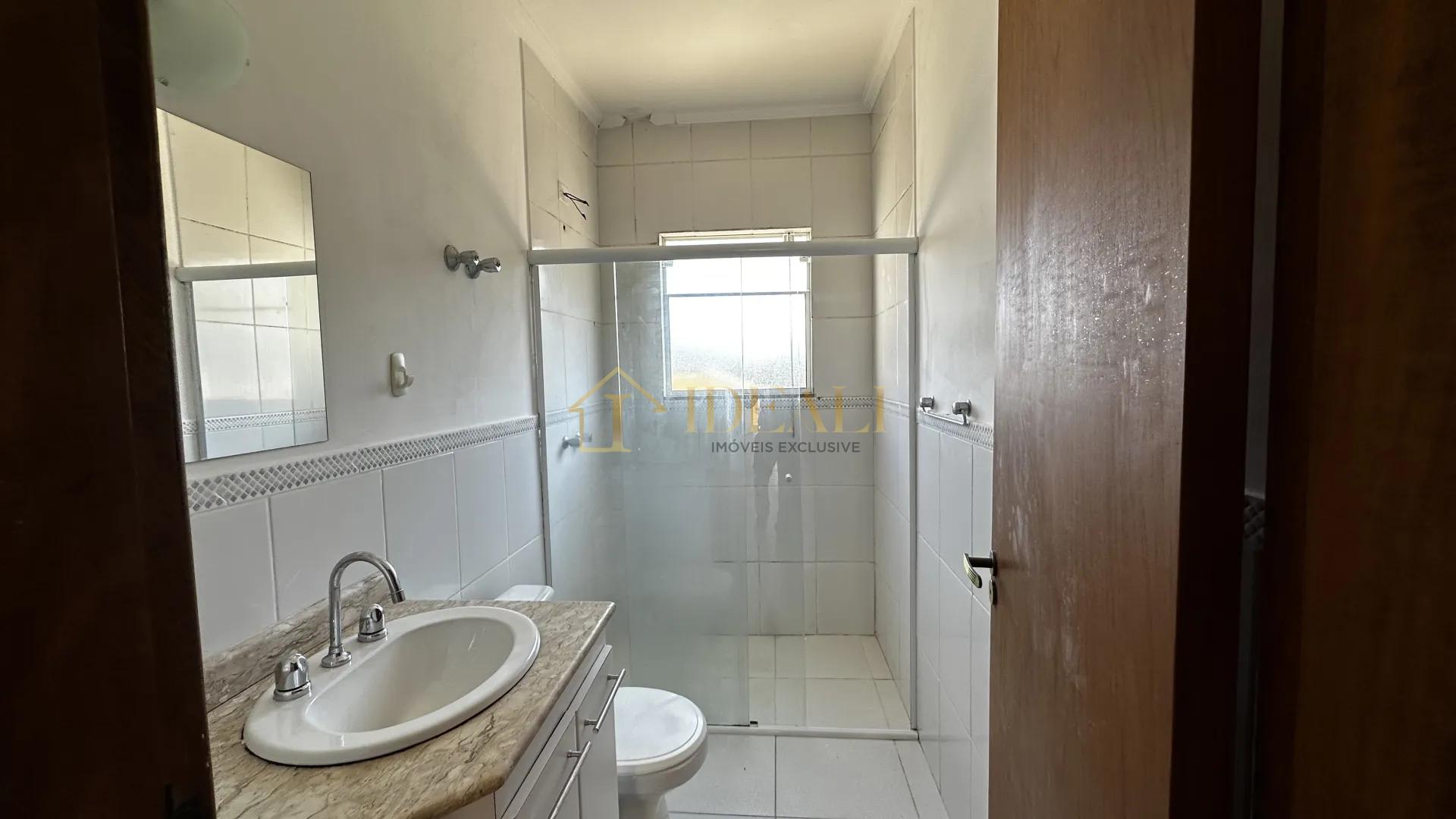 Casa em Condom&iacute;nio para Venda e Loca&ccedil;&atilde;o em Mairipor&atilde;/SP  Mairiporã - 