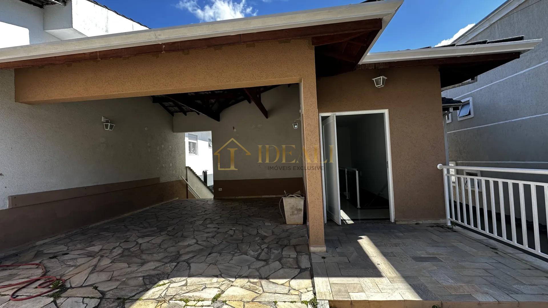 Casa em Condom&iacute;nio para Venda e Loca&ccedil;&atilde;o em Mairipor&atilde;/SP  Mairiporã - 