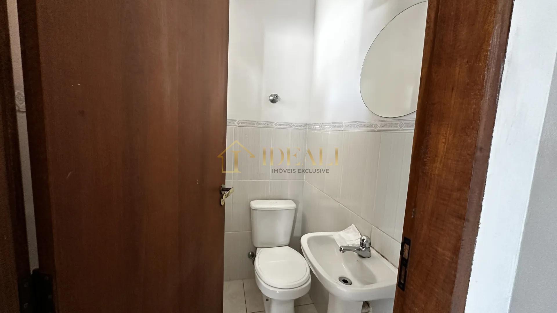 Casa em Condom&iacute;nio para Venda e Loca&ccedil;&atilde;o em Mairipor&atilde;/SP  Mairiporã - 