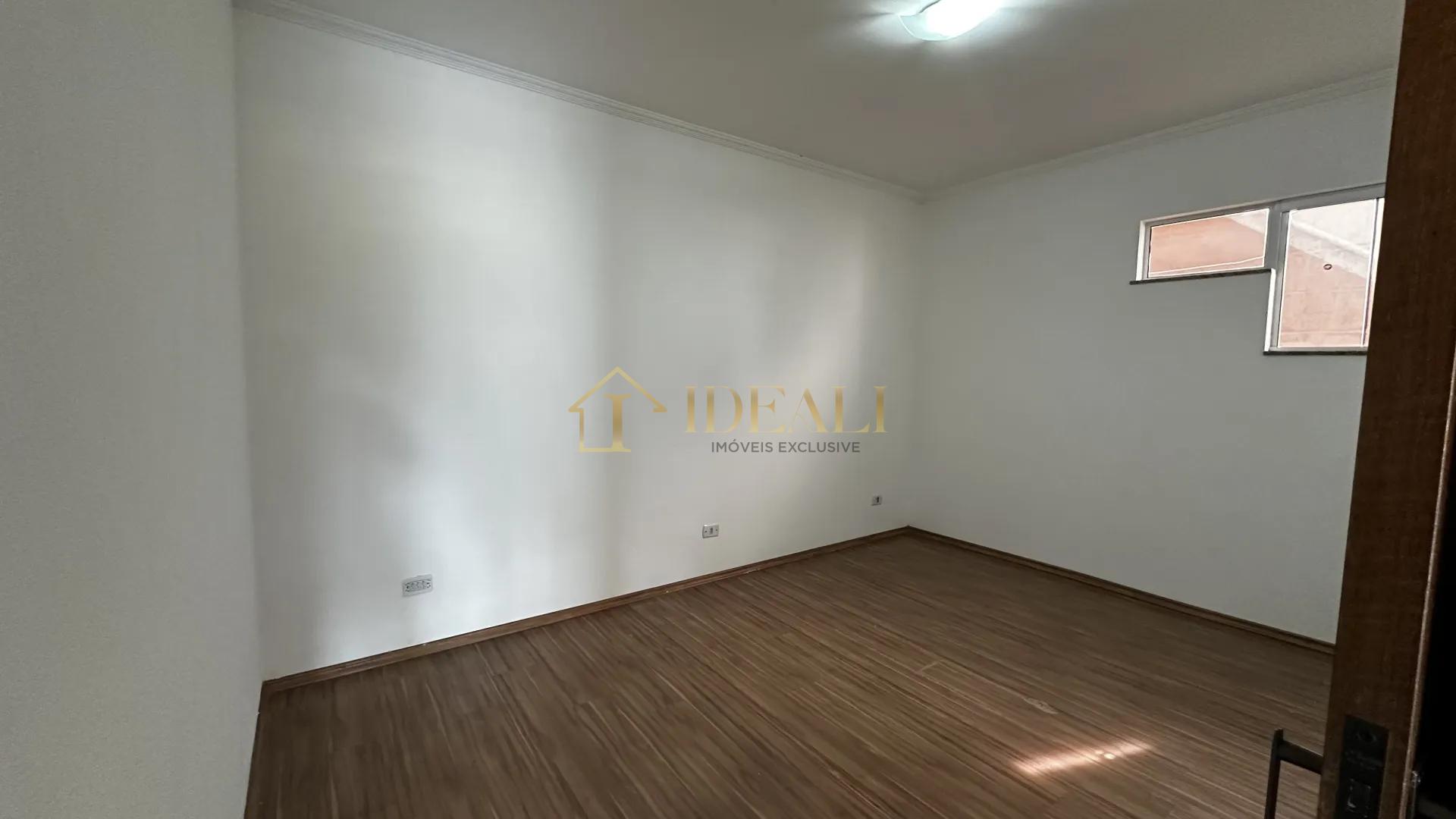 Casa em Condom&iacute;nio para Venda e Loca&ccedil;&atilde;o em Mairipor&atilde;/SP  Mairiporã - 