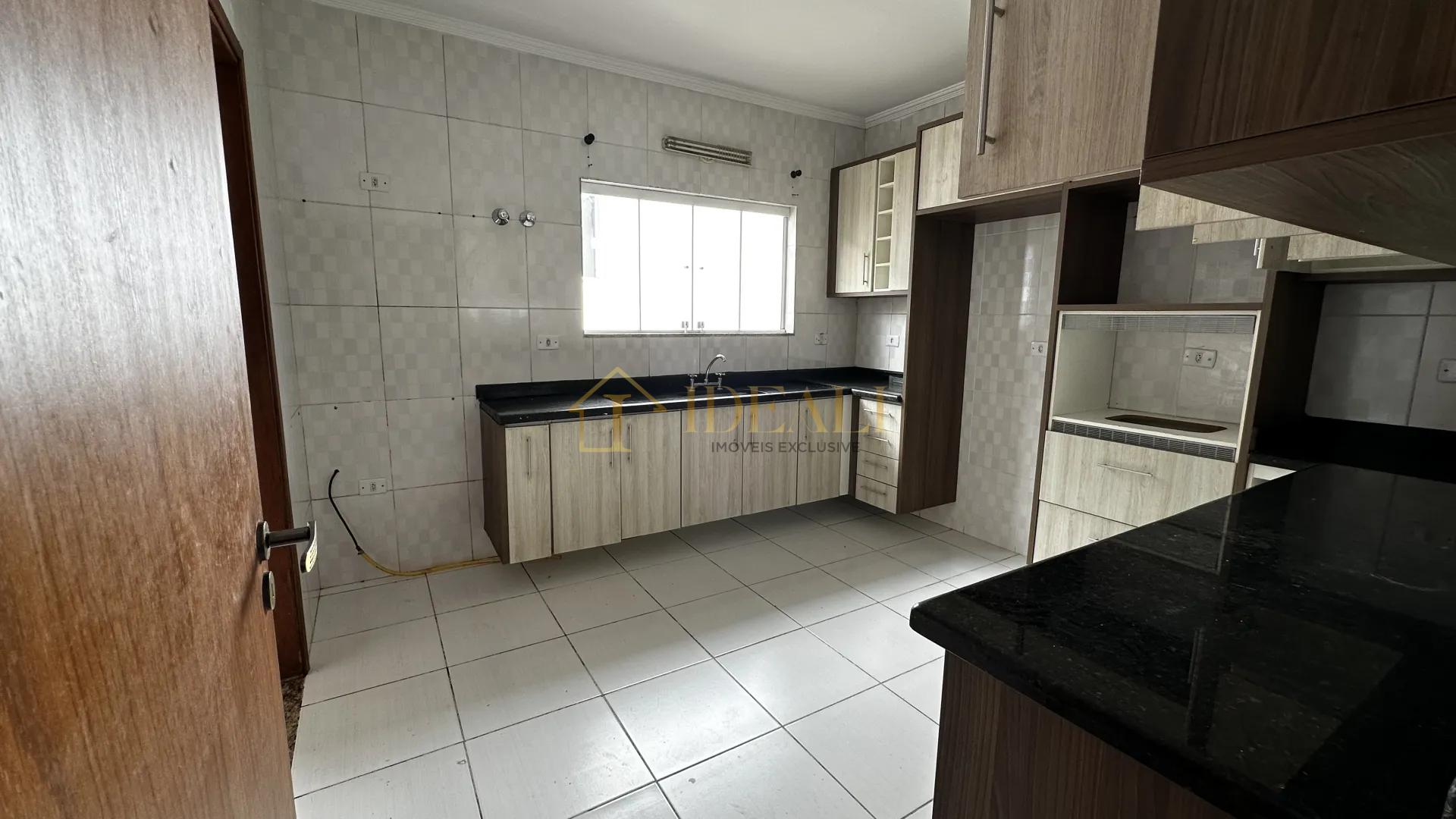 Casa em Condom&iacute;nio para Venda e Loca&ccedil;&atilde;o em Mairipor&atilde;/SP  Mairiporã - 