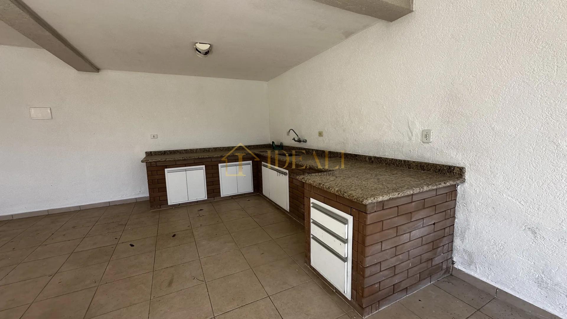 Casa em Condom&iacute;nio para Venda e Loca&ccedil;&atilde;o em Mairipor&atilde;/SP  Mairiporã - 