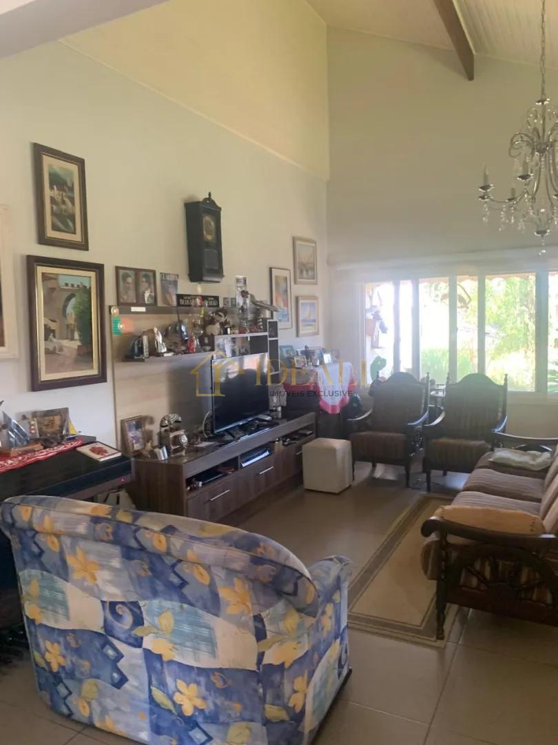 Casa &agrave; Venda no Condom&iacute;nio Serra da Estrela em Atibaia  Atibaia - 