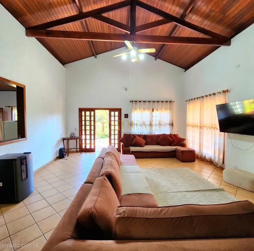 Casa de Campo com Piscina em Condom&iacute;nio Fechado em Mairipor&atilde;  Mairiporã - 