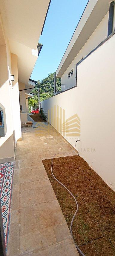 Casa Térrea Cond Ibi Aram II 3 dorm 3 suítes Estrada da Mina  Itupeva - 