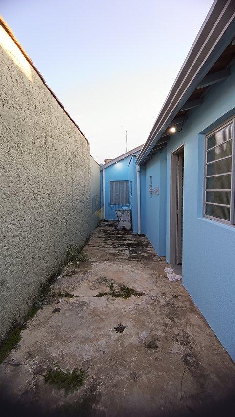 Casa Jd Bizarro 2 dorm Área Gourmet  Jundiaí - 