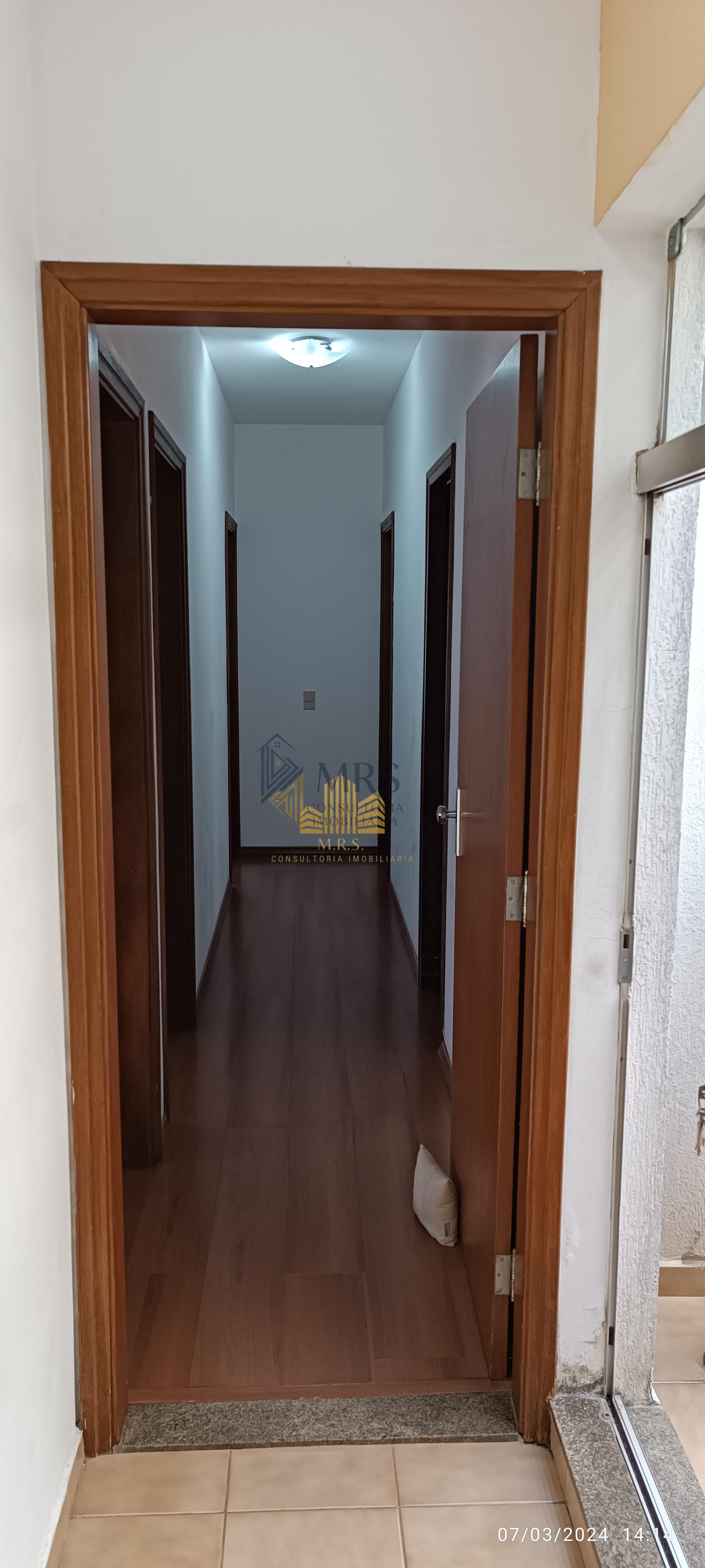 Casa, 4 quartos, 200 m² - Foto 9