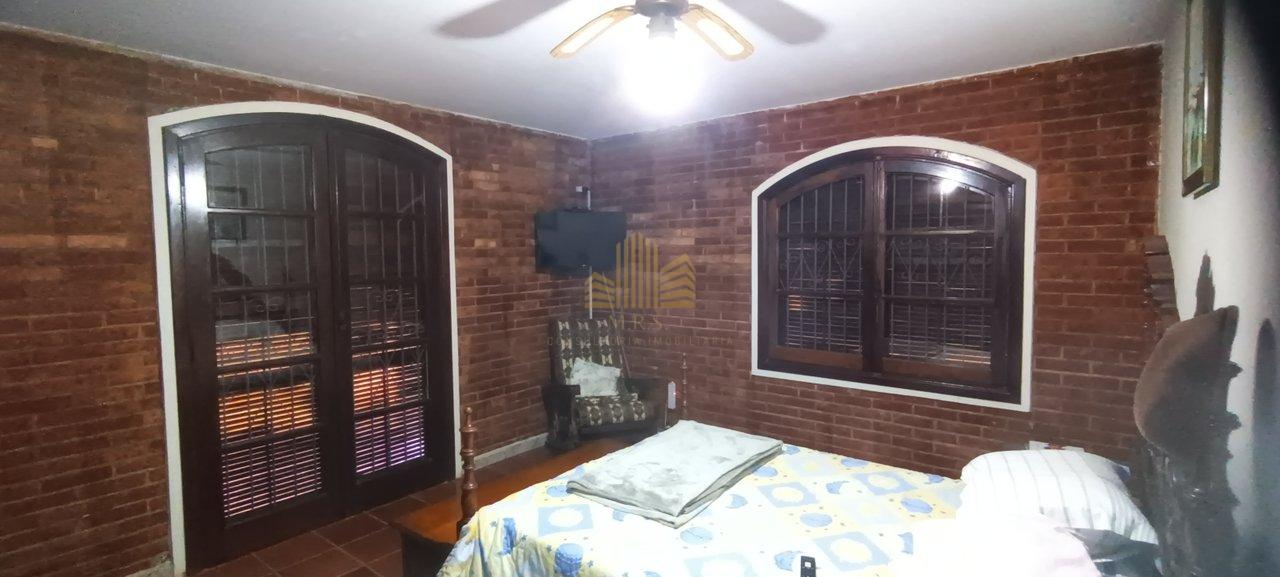Chacara 3 dorm 1 suite Bairro do Champirra - Jundiaí - 
