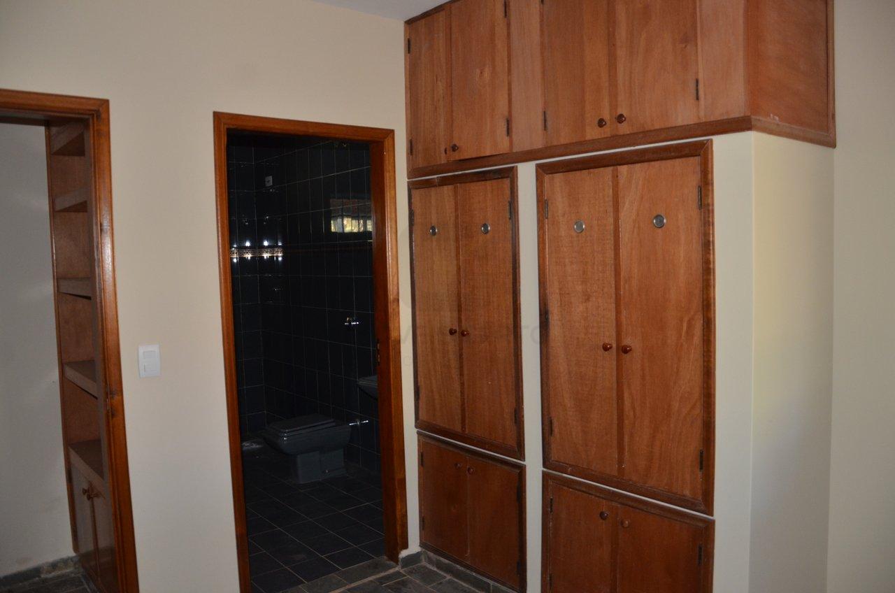 CHÁCARA EM CABREUVA - 100% DOCUMENTADA - ACEITA PERMUTA - 6 QUARTOS Rua das Camélias Cabreuva - 