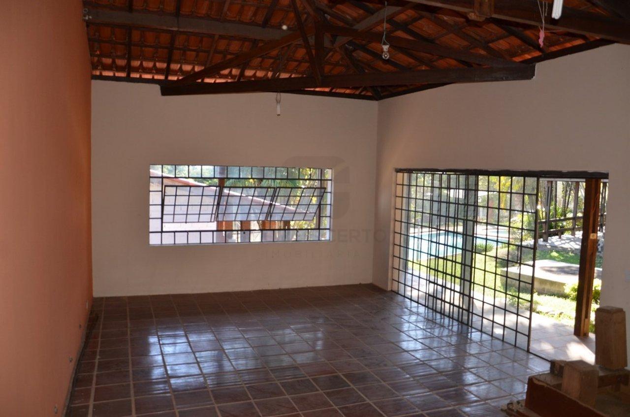 CHÁCARA EM CABREUVA - 100% DOCUMENTADA - ACEITA PERMUTA - 6 QUARTOS Rua das Camélias Cabreuva - 