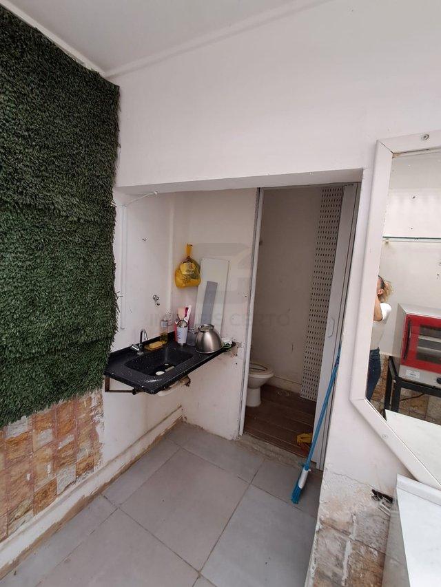 Salão comercial na parte de baixo, a de cima também poderá ser alugada - altino Rua Gabriel Seferian Osasco - 