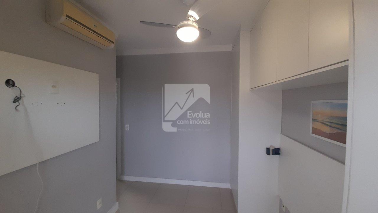 Vendo R$ 600.000,00 Casa 4/4 sendo 2 Suítes, Piscina Condomínio Fechado, Abrantes-Camaçari  Camaçari - 