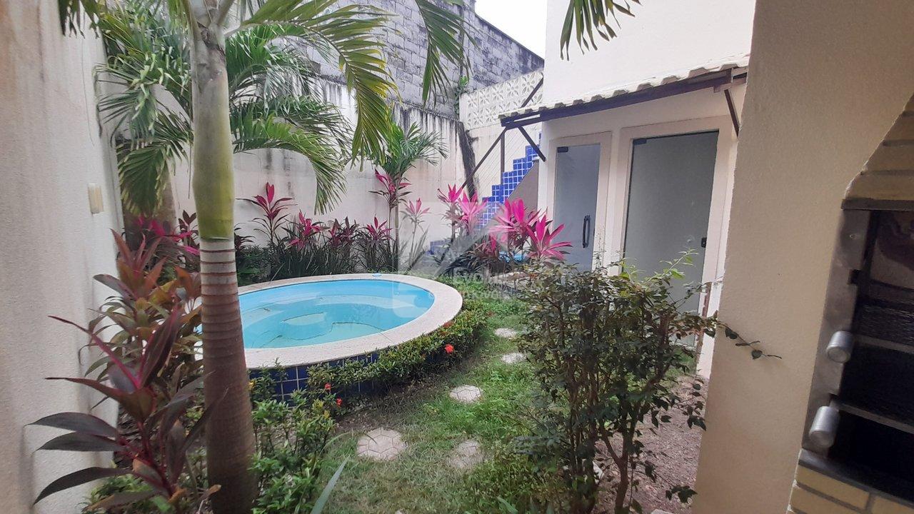 Vendo R$ 600.000,00 Casa 4/4 sendo 2 Suítes, Piscina Condomínio Fechado, Abrantes-Camaçari  Camaçari - 