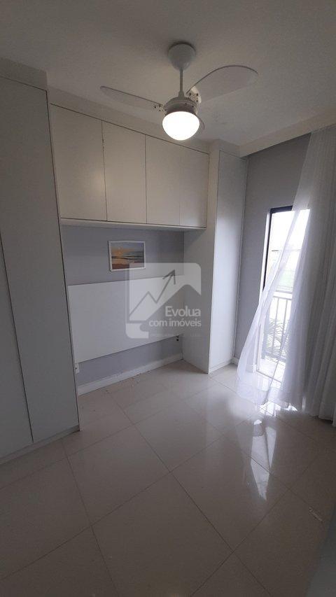Vendo R$ 600.000,00 Casa 4/4 sendo 2 Suítes, Piscina Condomínio Fechado, Abrantes-Camaçari  Camaçari - 