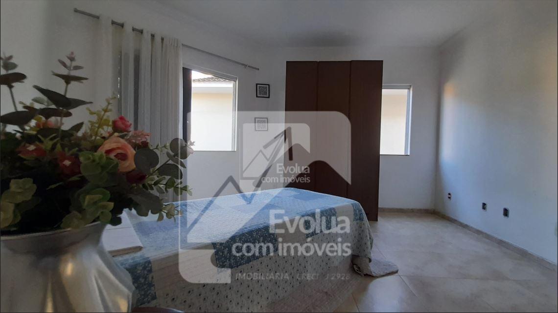 VENDO R$ 1.400.000,00 CASA 4 SUITES 2 PAVIMENTOS - LAURO FREITAS  Lauro de Freitas - 