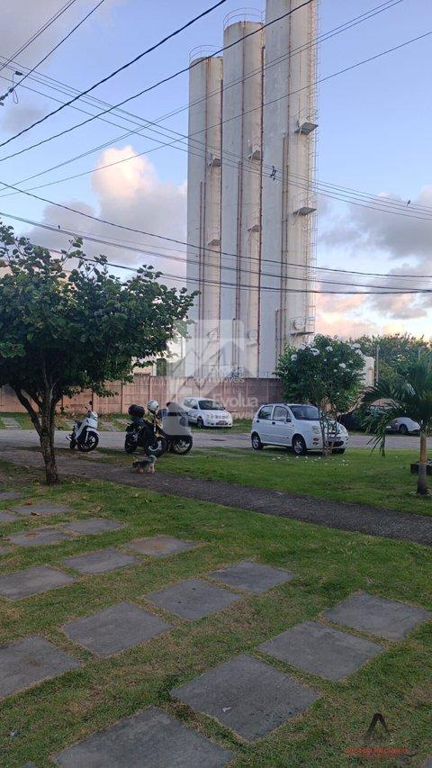 Apartamento Térreo 2/4 à venda no condomínio Mar de Abrantes  Camaçari - 