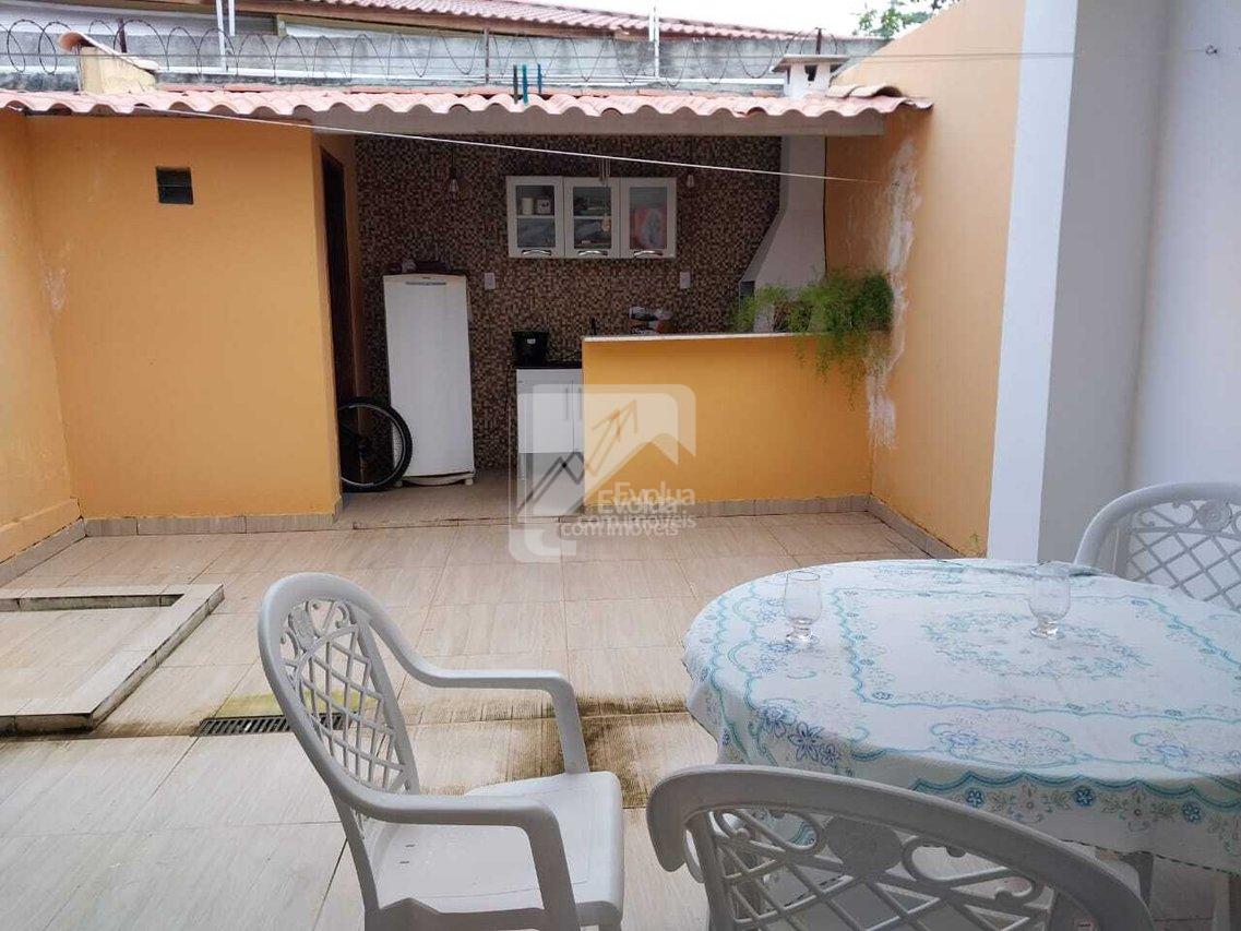 Casa à Venda Village 3/4, sendo 2 suítes - Praia Flamengo  Salvador - 