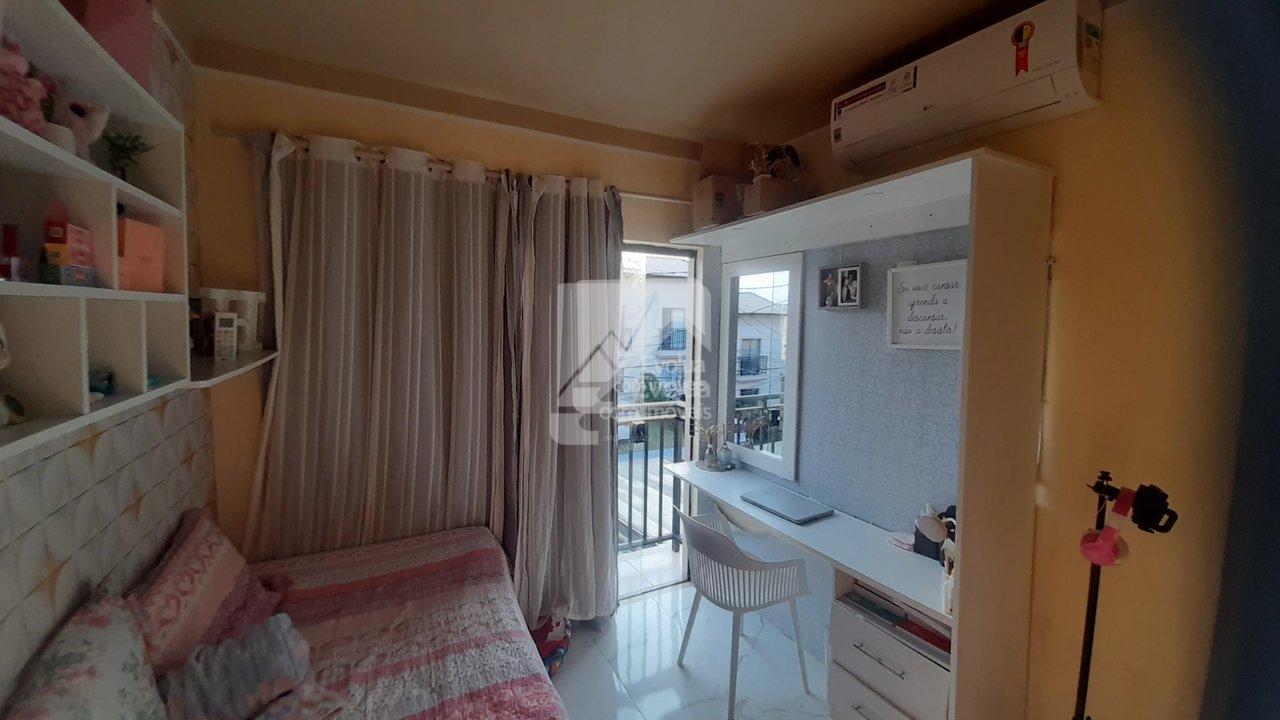 Aluguel R$ 3.500,00 Casa Duplex Mobiliada 3 suítes, Condomínio - Abrantes - Camaçari BA  Camaçari - 