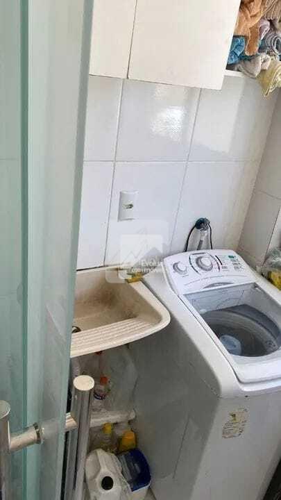 Vendo apartamento com 2/4 condomínio fechado por 145.000,00  Lauro de Freitas - 