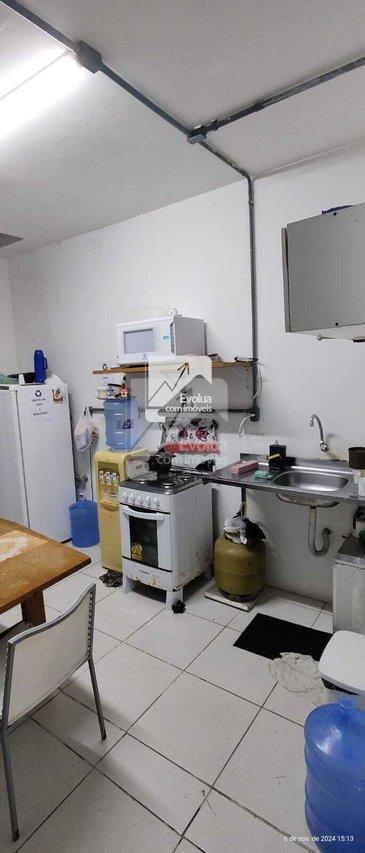 Vendo e alugo Galpão 900m² em Salvador  Lauro de Freitas - 