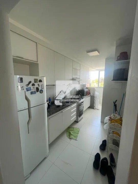 Apartamento 3/4 à venda R$ 305.000,00 Semimobiliado, Vila Praiana - Lauro de Freitas  Lauro de Freitas - 