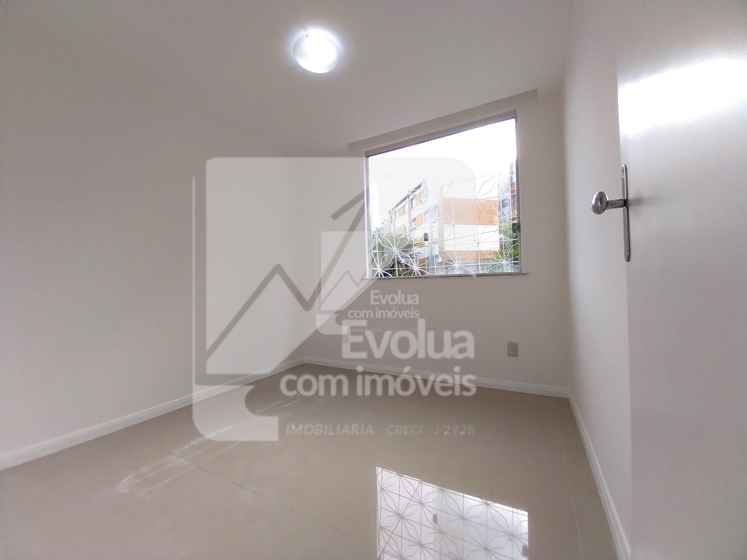 Aluguel R$ 1.800,00   Apartamento 3/4, 2&ordm; Andar Escadas, CABULA V - Salvador  Salvador - 