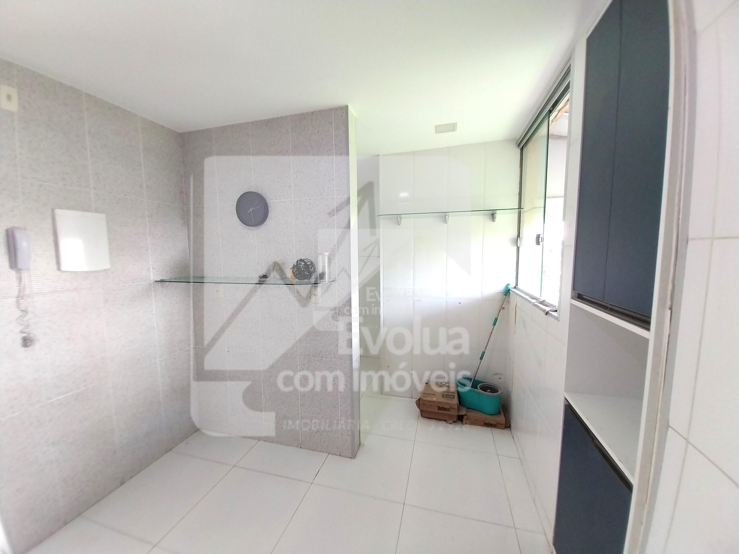 Aluguel R$ 1.800,00   Apartamento 3/4, 2&ordm; Andar Escadas, CABULA V - Salvador  Salvador - 